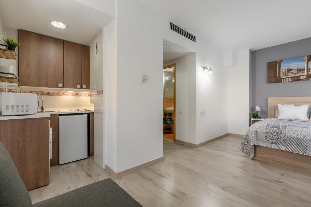 Apartment 213 Hispalis Triana Sevilla Exteriör bild